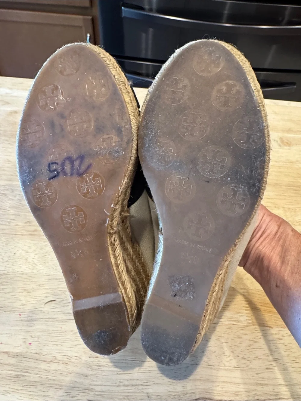 Tory Burch Black and Cream Crisscross Espadrille Flats 8.5